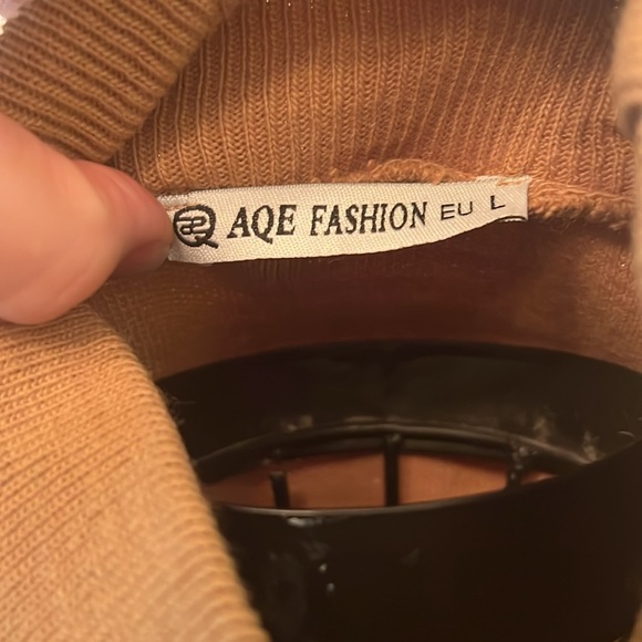 Amazon Sweater with Crochet Sleeves-Sz L - Picture 6 of 6